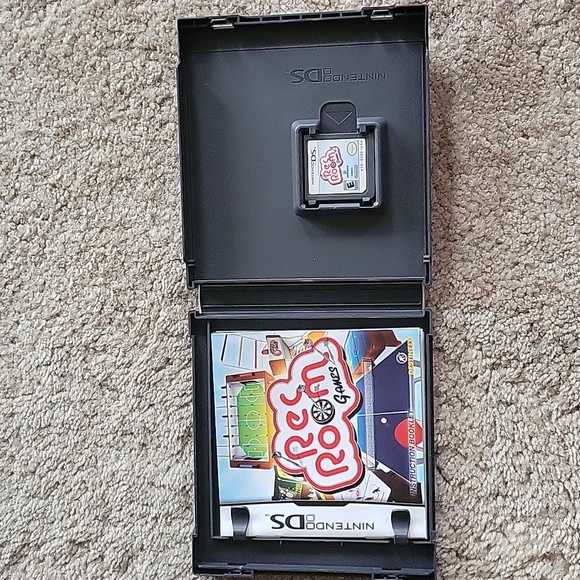 Nintendo DS Rec Room Game - Picture 3 of 3
